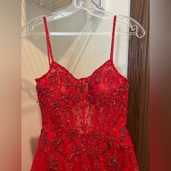 Selling my prom dress from last year. Worn once, in great condition! - Picture 3 of 4